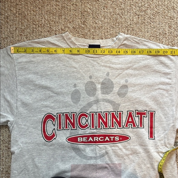 Cincinnati Bear Cats T Shirt/Unisex - Picture 5 of 10
